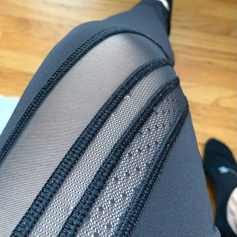Lululemon Never Still Crop 21 Leggings Black High Rise Size 6 - Picture 10 of 10
